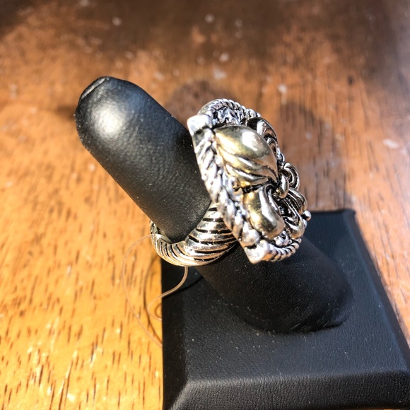 Silver Plaque with Gold Fleur de Lis center Ring - Picture 4 of 10